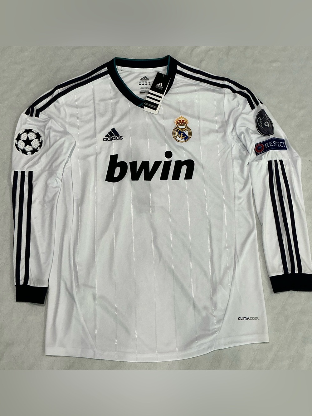 NWT Real Madrid 2012/13 Home Retro Jersey Long Sleeves Ronaldo # 7 Size XL - Picture 3 of 14